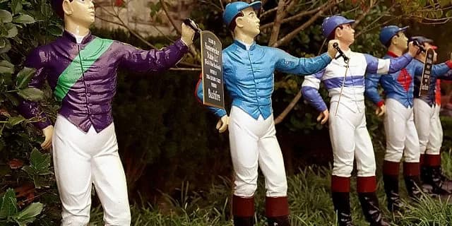 有力騎手の常識？主流のオートマ限定免許って？