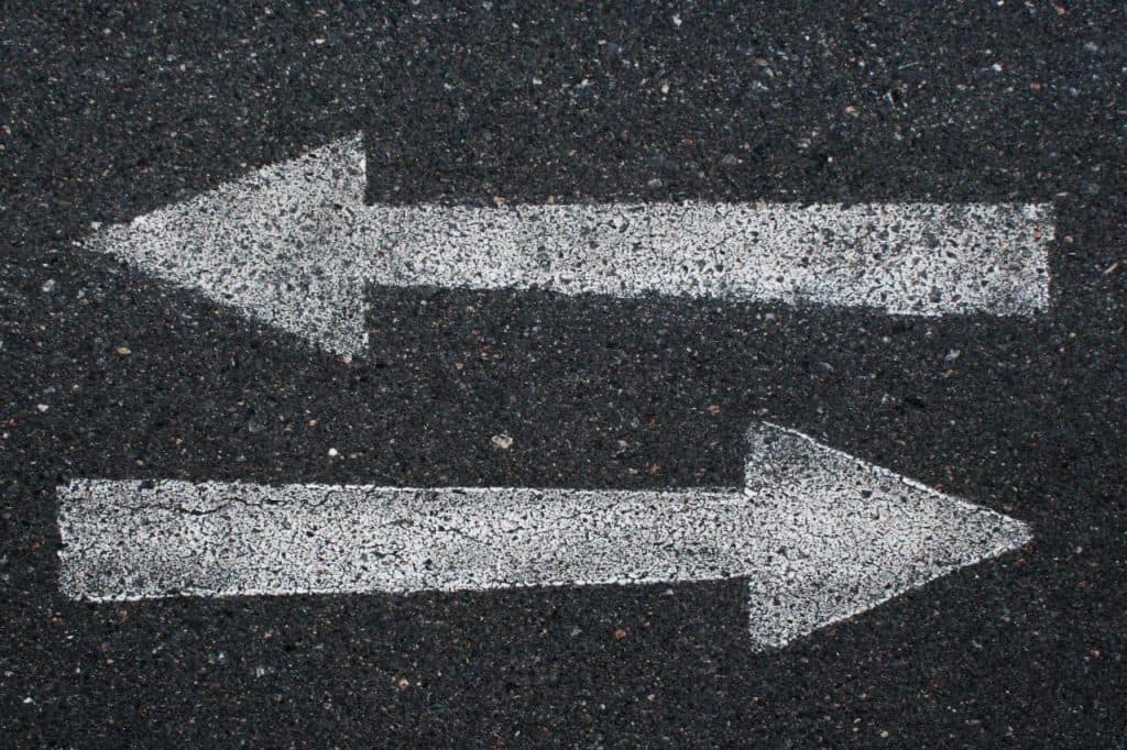 コツコツ本命党とガッツリ穴党、本当に儲かるのはどっち？