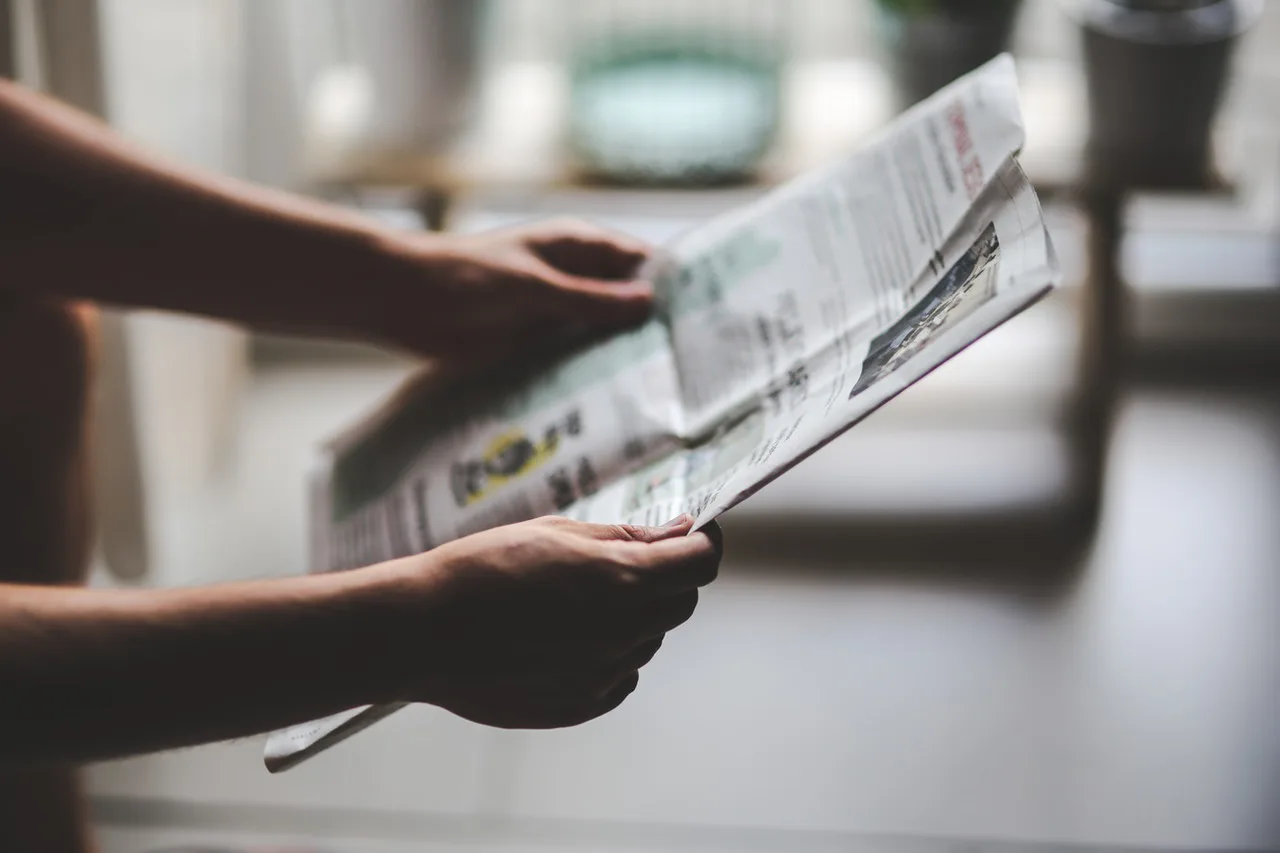 競馬を予想する時皆さんは専門誌を見るのか？それとも夕刊紙や日刊紙をみるのか？どちらだろうか？
