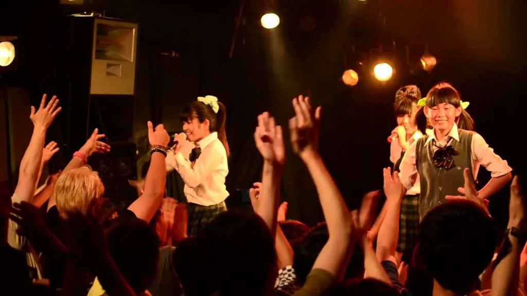 かわいいだけで馬券は買えない【シャララ/藤田菜七子】