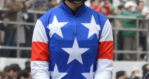 藤田菜七子騎手の可能性。