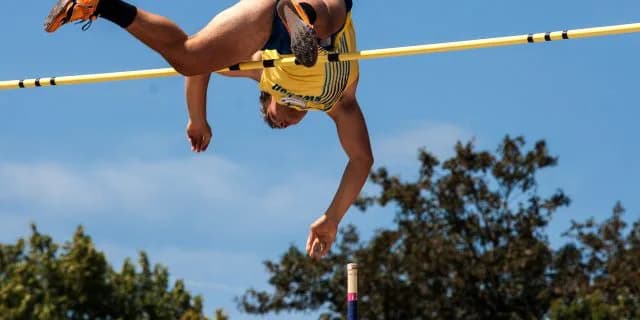 【レパードS2016予想】2つの壁を越えられるか？ケイティブレイブと武豊。