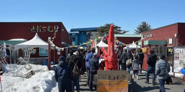馬券を買うだけではなくなってきた競馬場