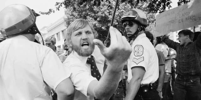 競馬ファンと騎手、無用な一言にご用心