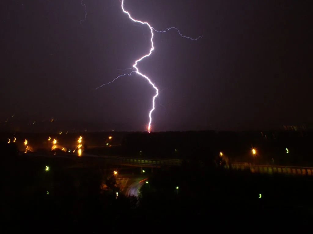 【栄光の瞬間】1996年第57回菊花賞・闇を切り裂く閃光