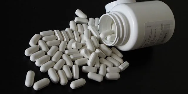 規制薬物が検出された問題で、山内研二調教師に過怠金30万円