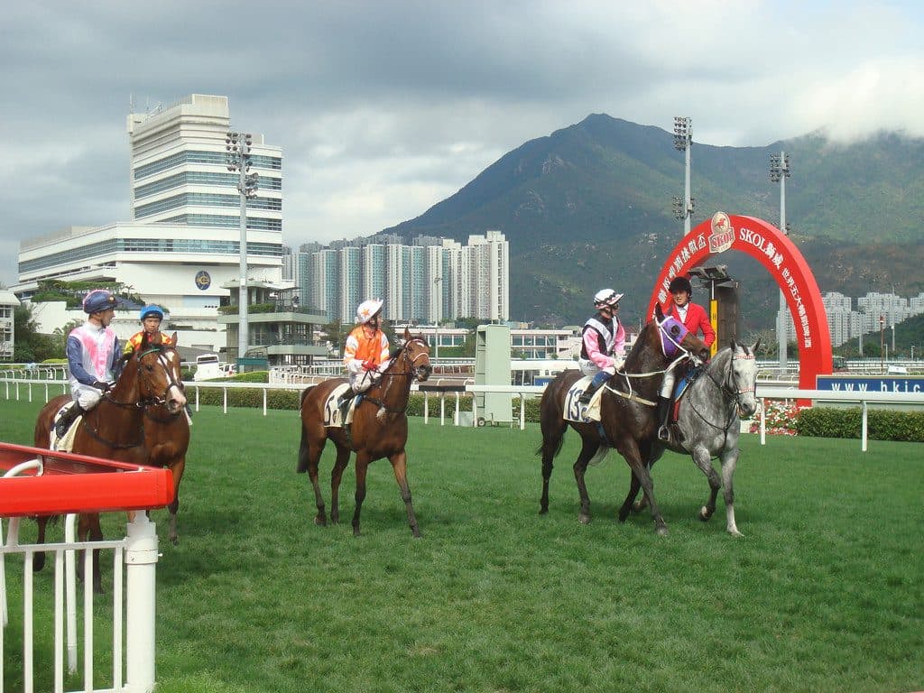 【香港カップ2018予想】タイムワープ、逃げ切り連覇なるか？