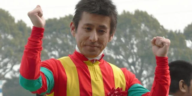 四位洋文騎手、29日に阪神で引退式。3月から調教師に