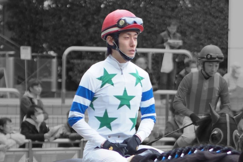 【JRA根岸S2025穴馬予想】ダートで復活期待のエイシンスポッター、津村騎手との新コンビで台風の目となるか