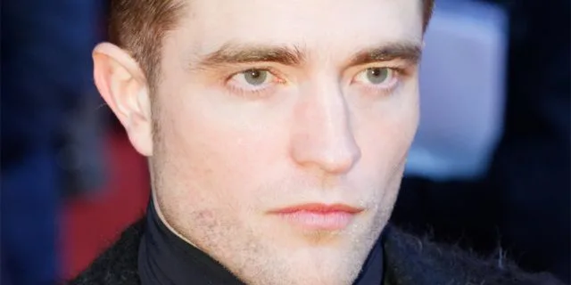 菊花賞（2020）のサインは“映画TENETのロバート・パティンソン”！推奨穴馬1頭とは？