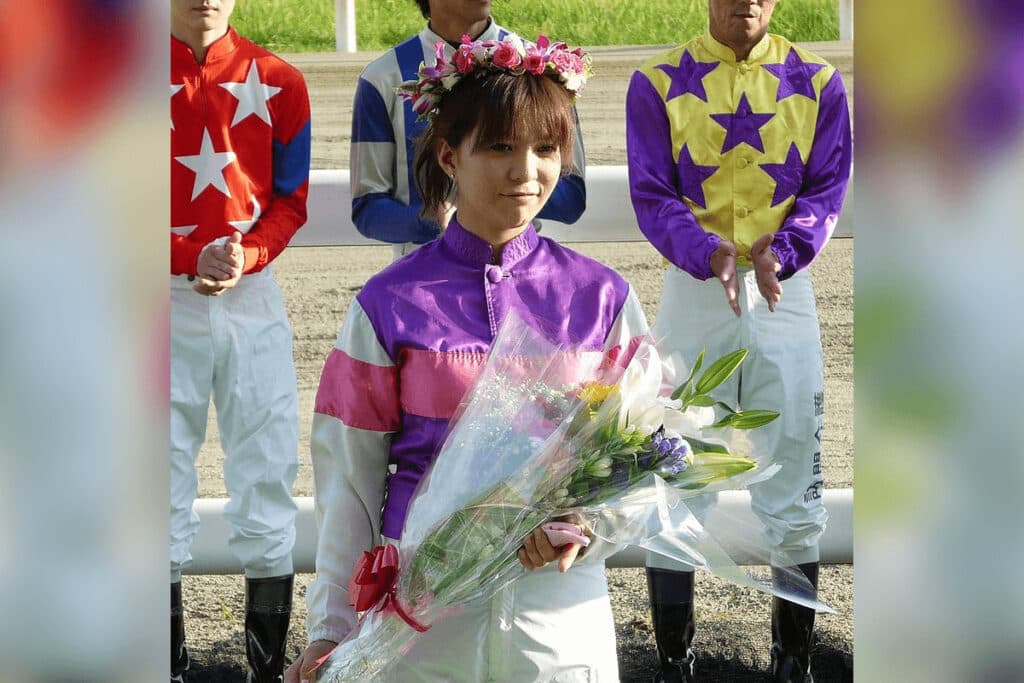 【地方競馬】宮下瞳騎手が女性騎手初の地方通算1万5000回騎乗達成
