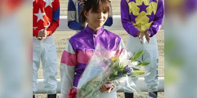 【地方競馬】宮下瞳騎手が女性騎手初の地方通算1万5000回騎乗達成