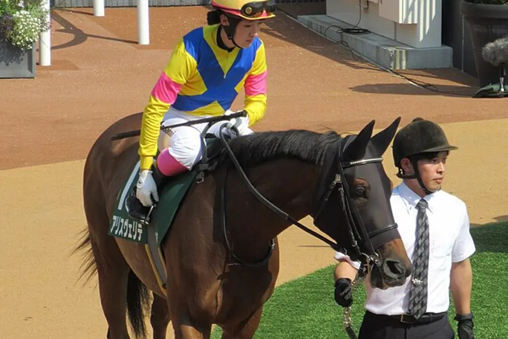 【クイーンS2025】アリスヴェリテ勝負気配、1週前追い切りで態勢整う