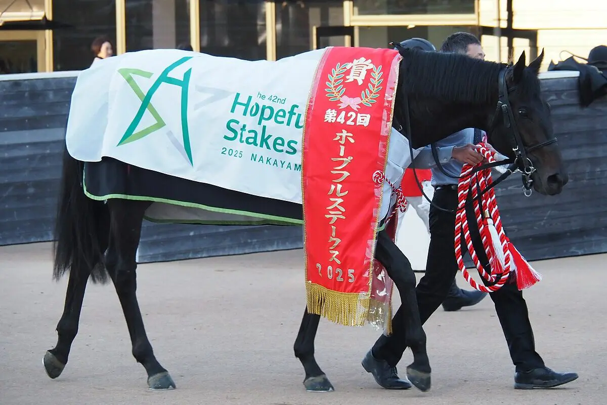 【日本ダービー2026】ロブチェンが1週前追い切りで好気配アピール、ノーステッキで2馬身先着