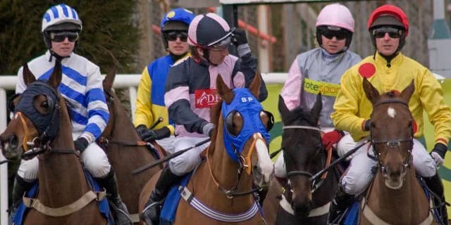 追っている騎手と馬はとことん追え!!