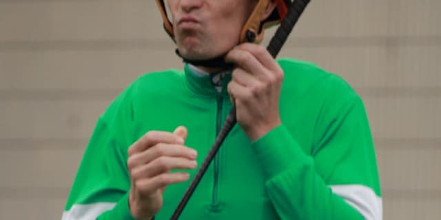 2017年ロンジンワールドベストジョッキーはH.ボウマン騎手、JRAではM.デムーロ騎手の10位が最高位