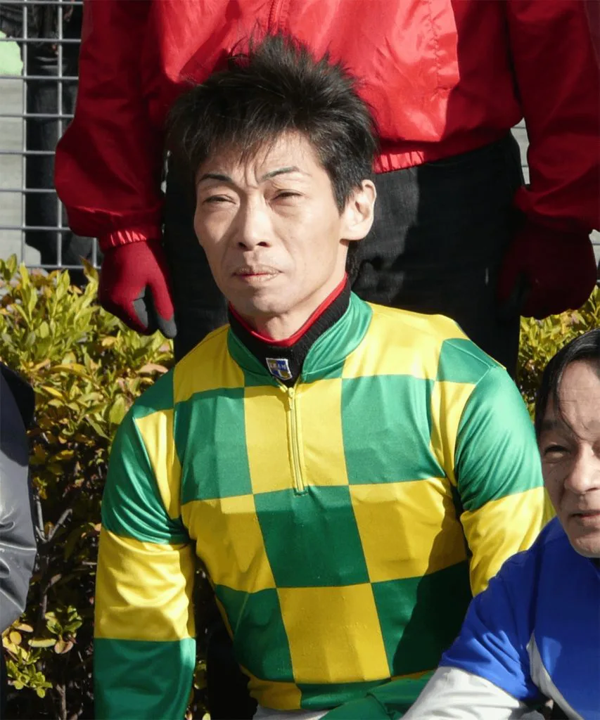 名古屋競馬の加藤利征騎手、騎乗馬に暴力か?「虻を払い落とそうとした行為」のため、処分はなし
