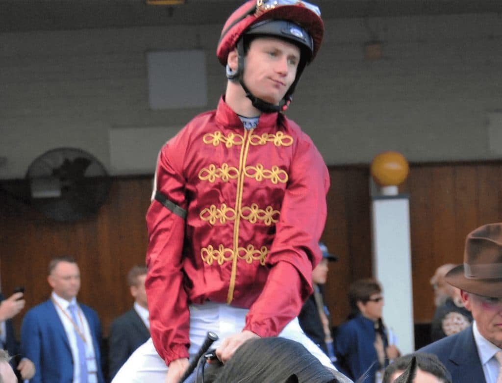 O.マーフィー騎手が14か月間の騎乗停止、二度に渡るコロナ規定違反とアルコール検出