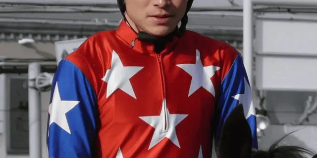 大井の御神本訓史騎手は9月5日付で戒告処分、民有地内で物損事故