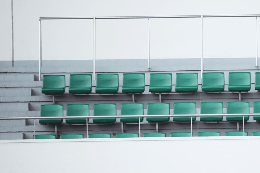 笠松競馬、2月まで開催自粛