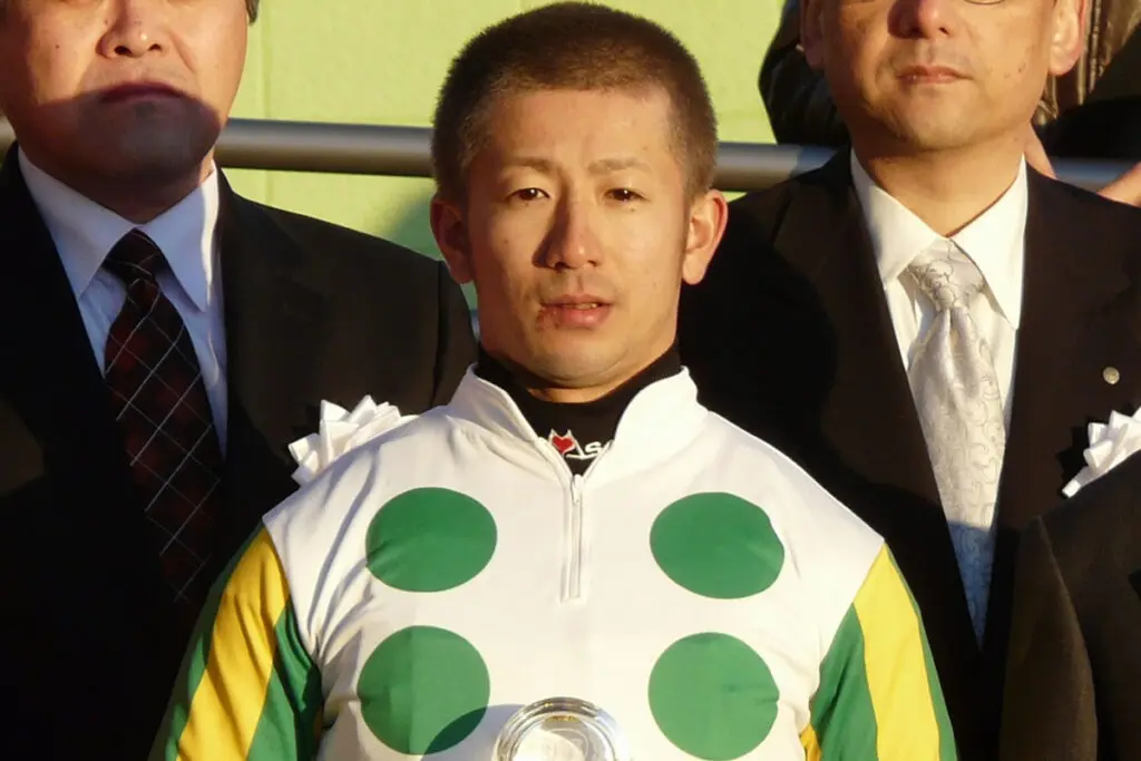 JRA酒井学騎手、右足の薬指骨折