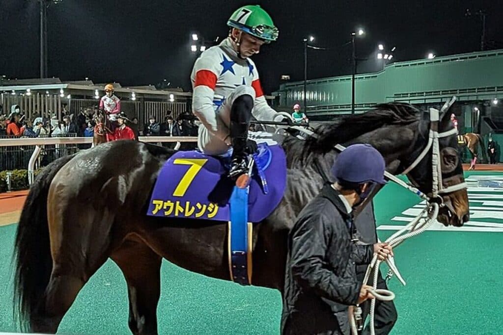 【みやこS予想2025】「勢い」「実績」「コース適性」の三拍子が揃ったアウトレンジで間違いなしか?