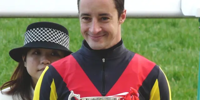 【JRA】リーディングジョッキーはC.ルメール騎手が受賞!リーディングトレーナーは杉山晴紀調教師